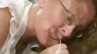 স্বর্ণকেশী এবং শ্যাম ...