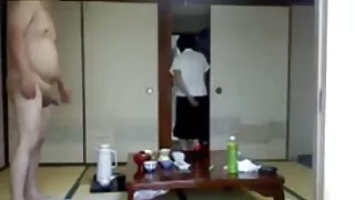 ঝরঝরে স্বর্ণকেশী বেব ...