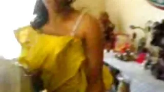 অশ্লীল লুটকারী মেয়ে ...