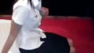 চমত্কার চর্মসার কিশো ...