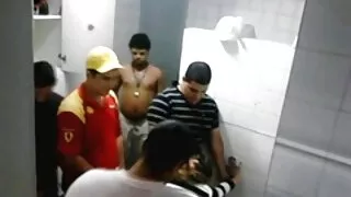 অত্যাশ্চর্য শ্যামাঙ্ ...