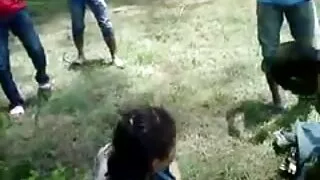 উদগ্রীব শ্যামাঙ্গিনী ...
